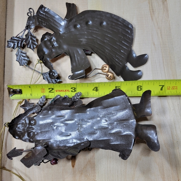 Set of 2 Santa Claus Metal Christmas Ornaments, Jumping Santa and Standing Santa - Picture 11 of 11